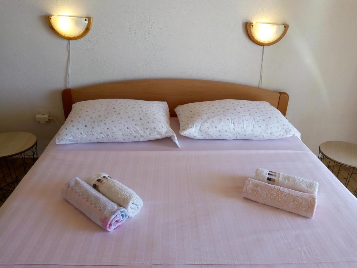 Ruzica Saric Hotel Hvar Town Buitenkant foto